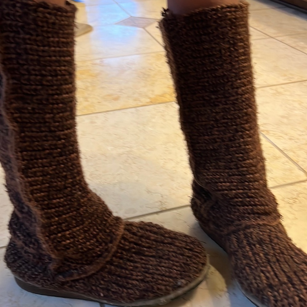 Nine West crochet boot Brown size 8